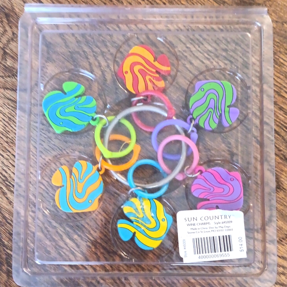 Sun Country Fish Wine Charms